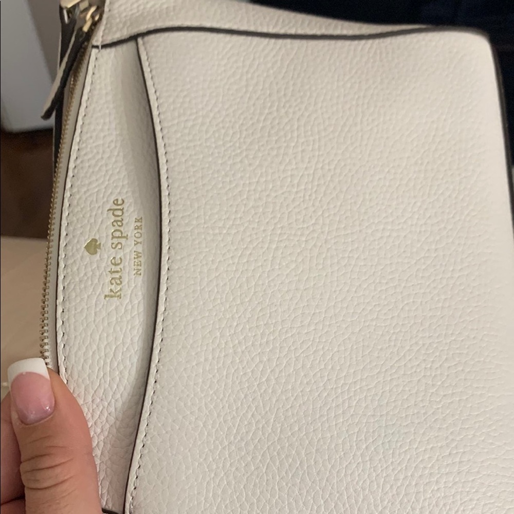 Kate Spade White Crossbody Small/Medium Bag